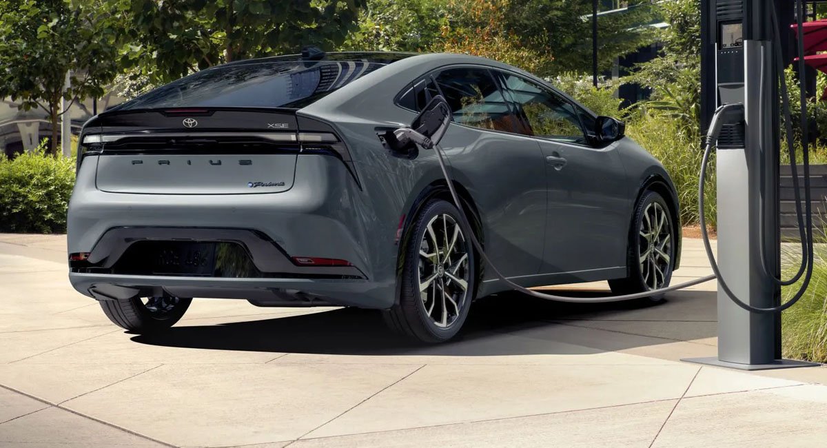 the-perfect-gas-and-electric-hybrid-car